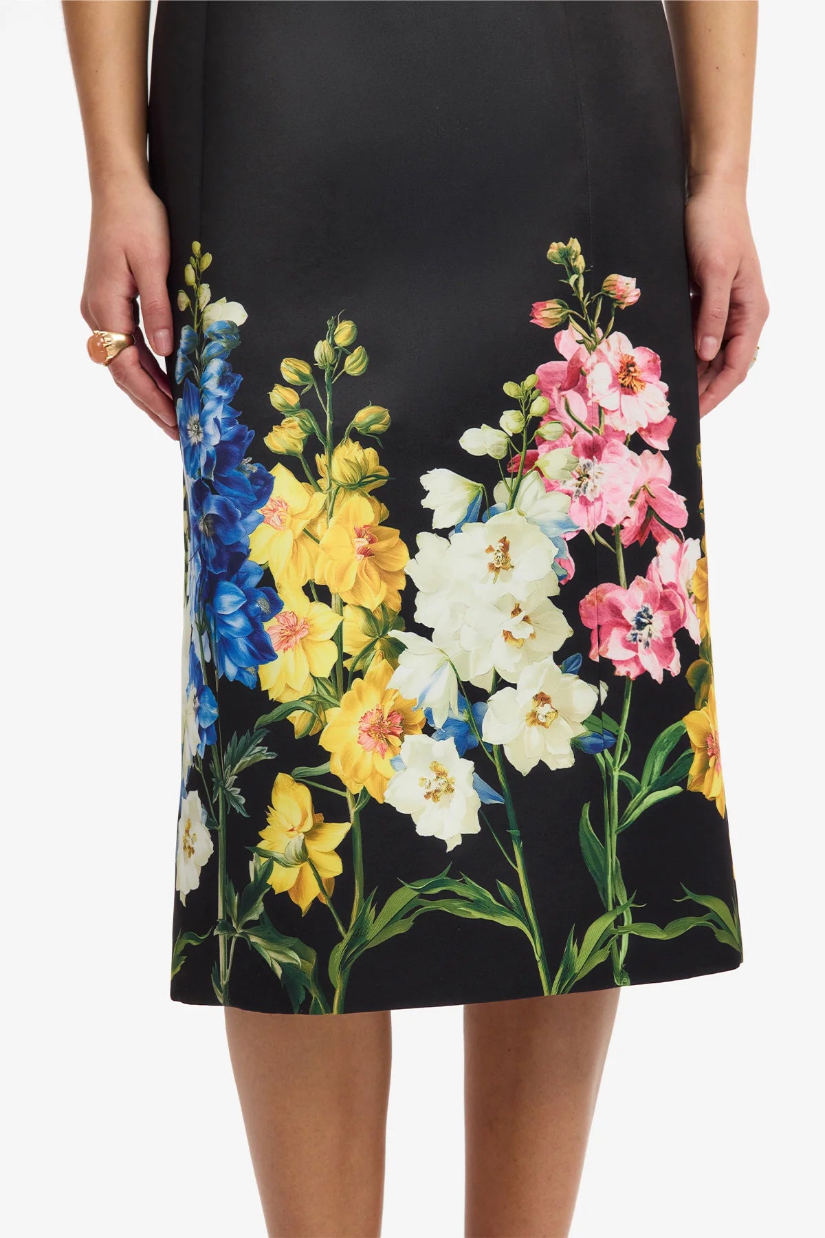 Elizabeth Short Sleeve Midi Dress - Snapdragon Print in Ebony